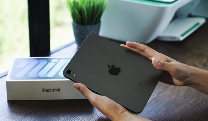 iPad mini 6 とiPad Air 4: 仕様、性能、価格の違いを比較 - ESR Blog